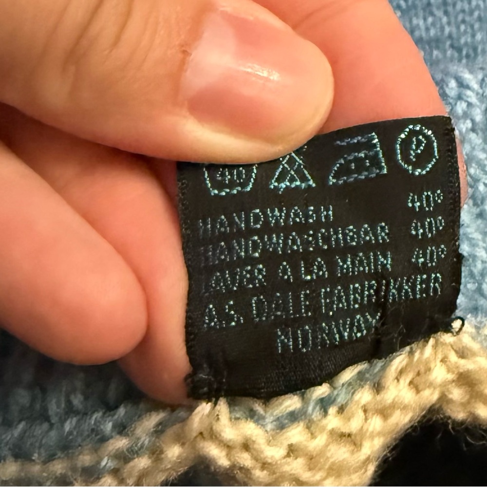 Vintage Dale of Norway Baby Blue and Cream Fair Isle Knit Wool Cardigan 40 - Picture 10 of 10